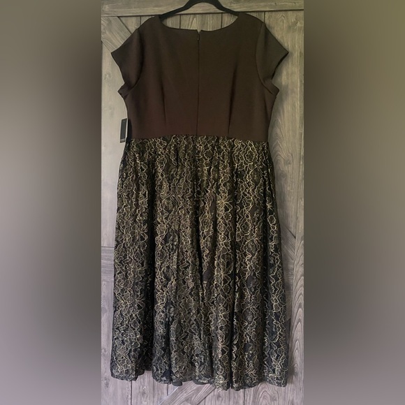 Black and Gold lace Eloquii dress, NWT, sz 22 - Picture 2 of 11